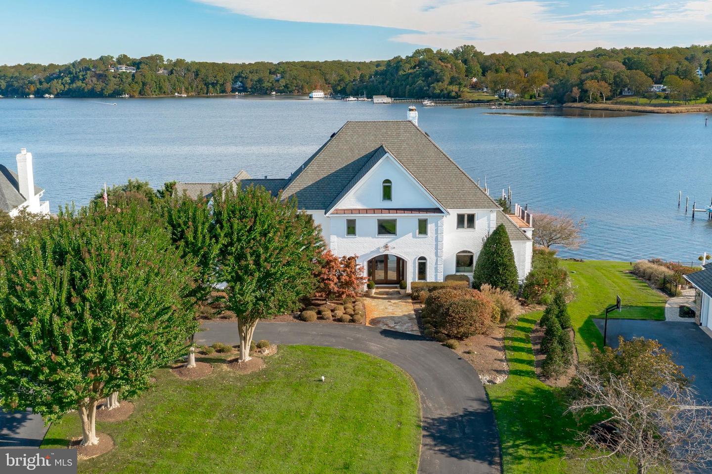Annapolis, Maryland, 21401, United States, 6 Bedrooms Bedrooms, ,9 BathroomsBathrooms,Residential,For Sale,1744744