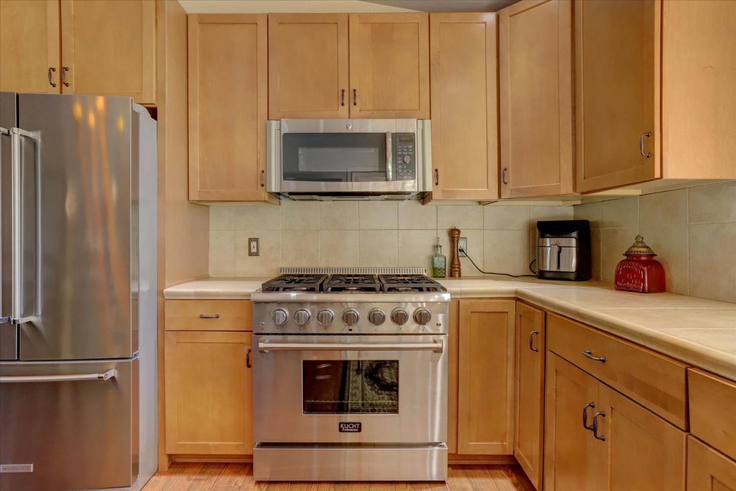 Grass Valley, California, 95949, United States, 4 Bedrooms Bedrooms, ,3 BathroomsBathrooms,Residential,For Sale,2015333