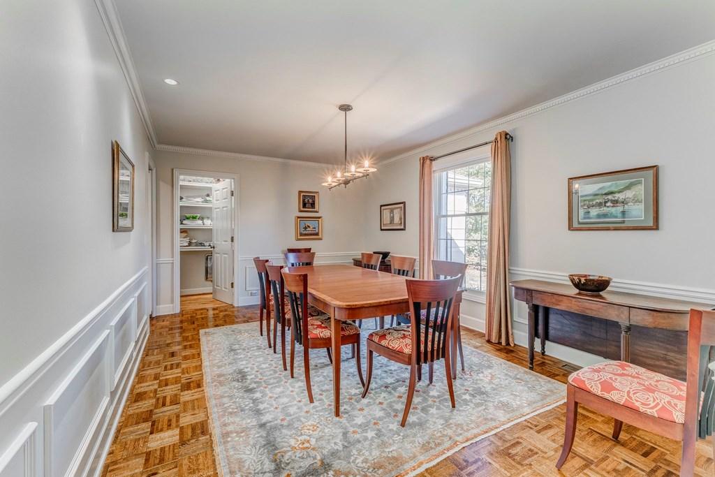 DALTON, Georgia, 30720, United States, 4 Bedrooms Bedrooms, ,4 BathroomsBathrooms,Residential,For Sale,1989438