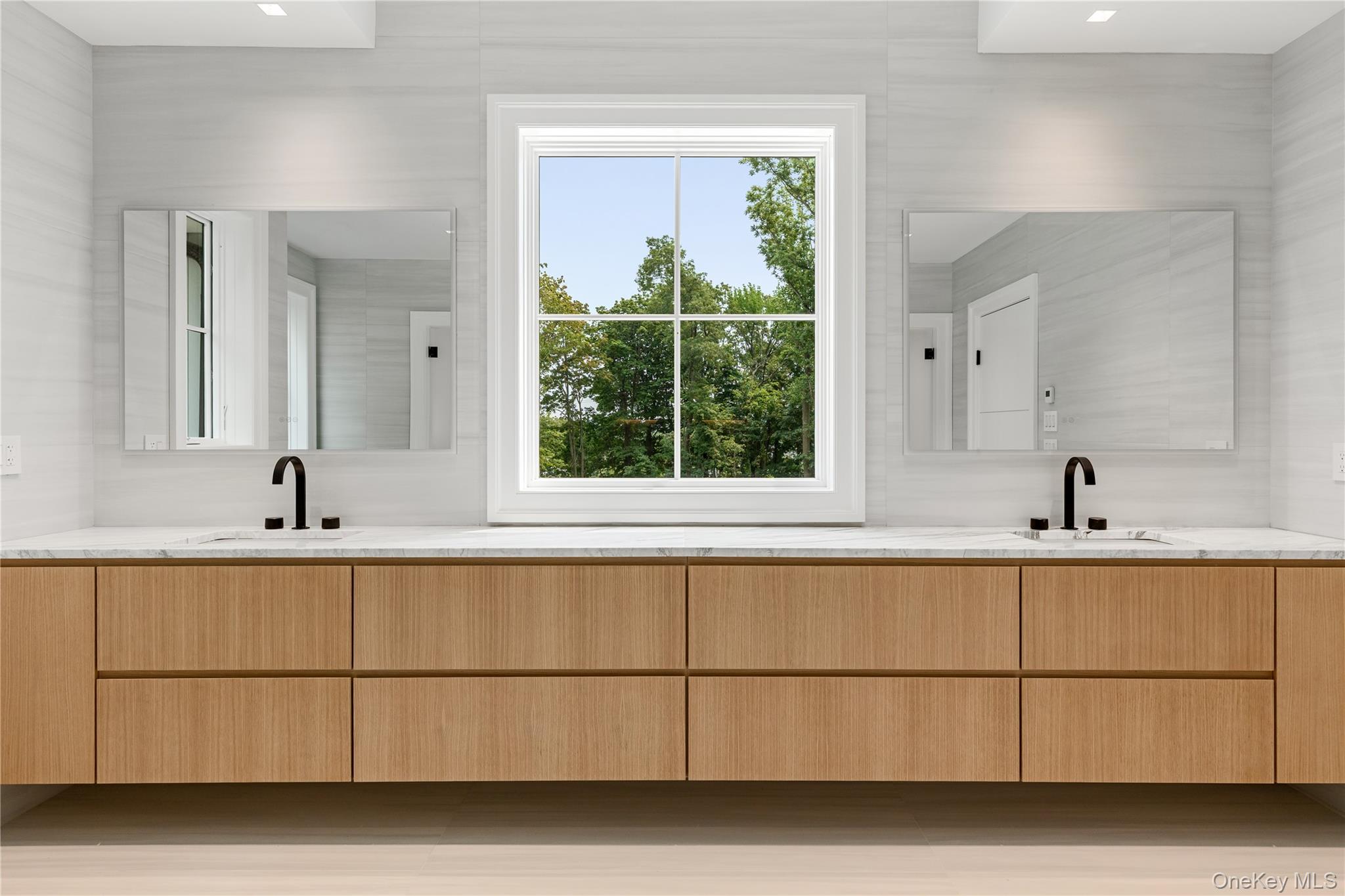  110 Dogwood Avenue, Roslyn Harbor, NY, 11576 - 物件實景