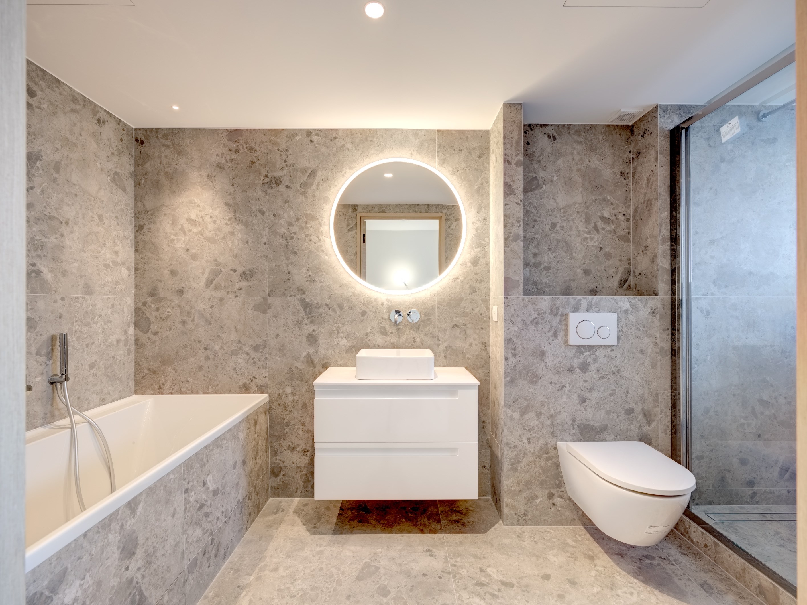  Luxury 92 m² apartment for sale, Croisette Cannes, Port Canto view - 物件實景