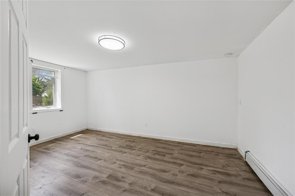 Selden, New York, 11784, United States, 4 Bedrooms Bedrooms, ,2 BathroomsBathrooms,Residential,For Sale,1805349