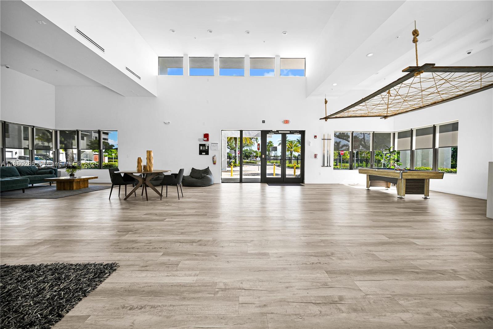 Plantation, Florida, 33317, United States, 3 Bedrooms Bedrooms, ,3 BathroomsBathrooms,Residential,For Sale,1919824