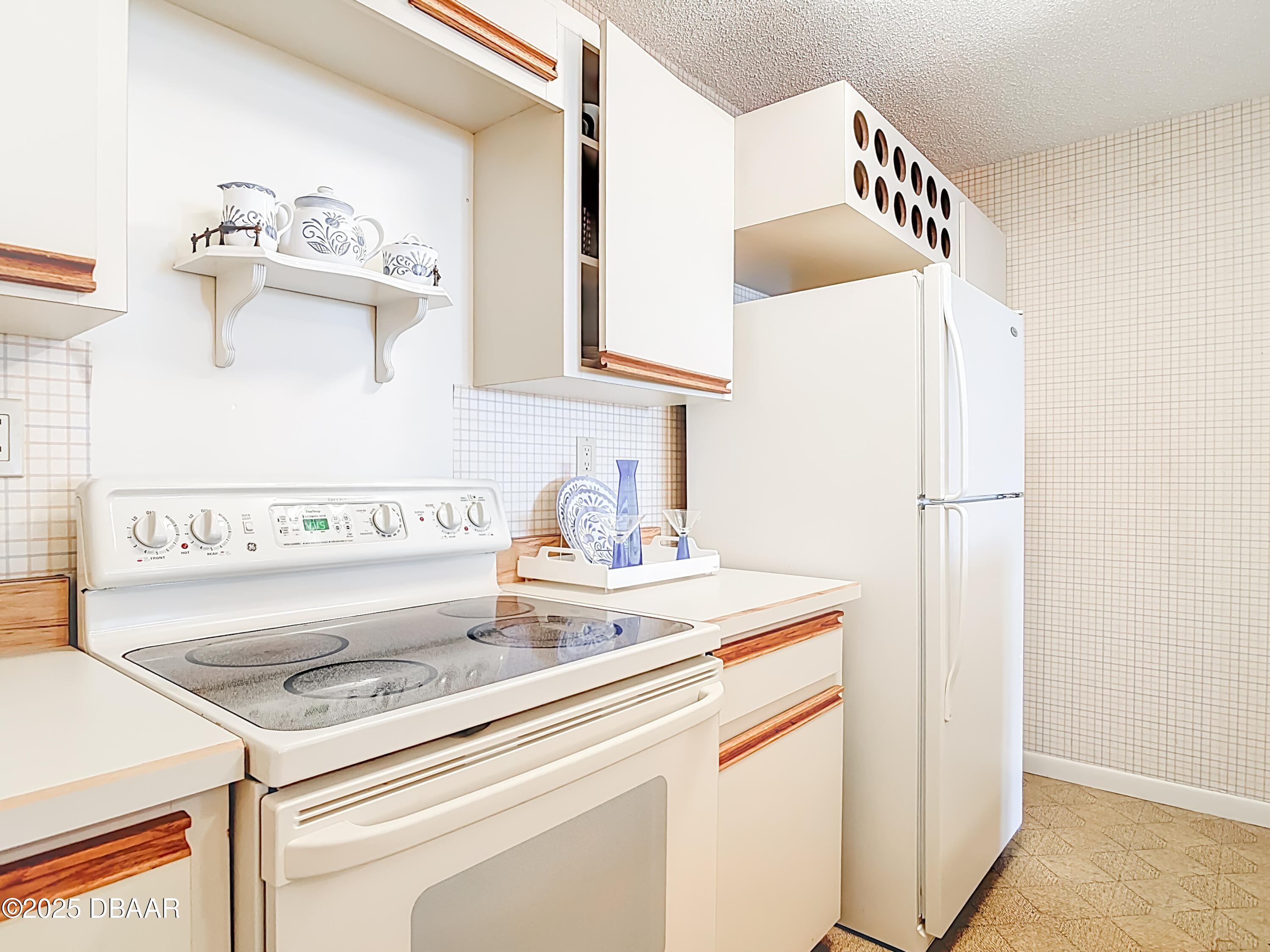 Ormond Beach, Florida, 32176, United States, 2 Bedrooms Bedrooms, ,2 BathroomsBathrooms,Residential,For Sale,1989292