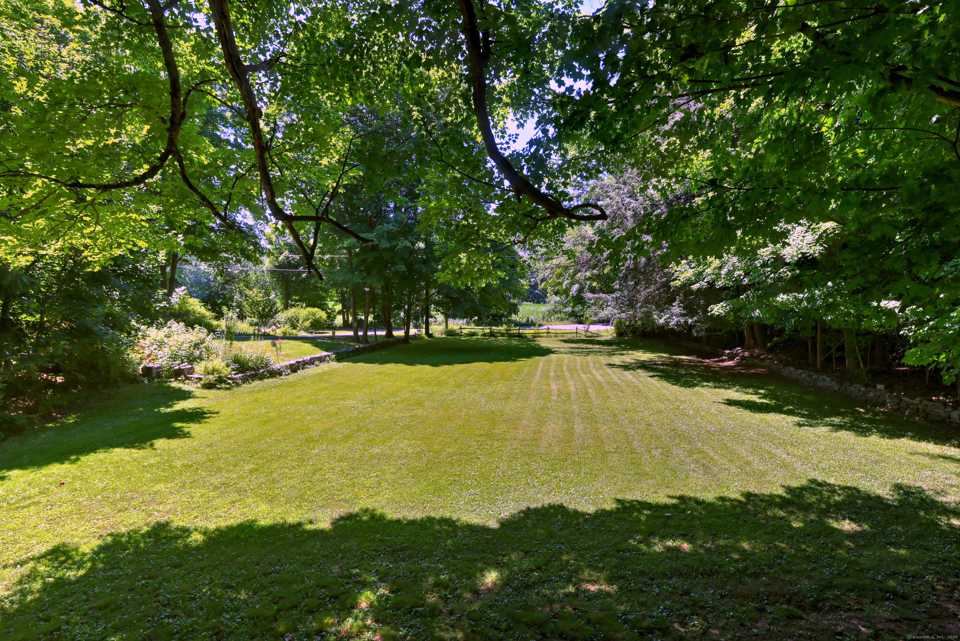 Woodbury, Connecticut, 06798, United States, 4 Bedrooms Bedrooms, ,3 BathroomsBathrooms,Residential,For Sale,1890023