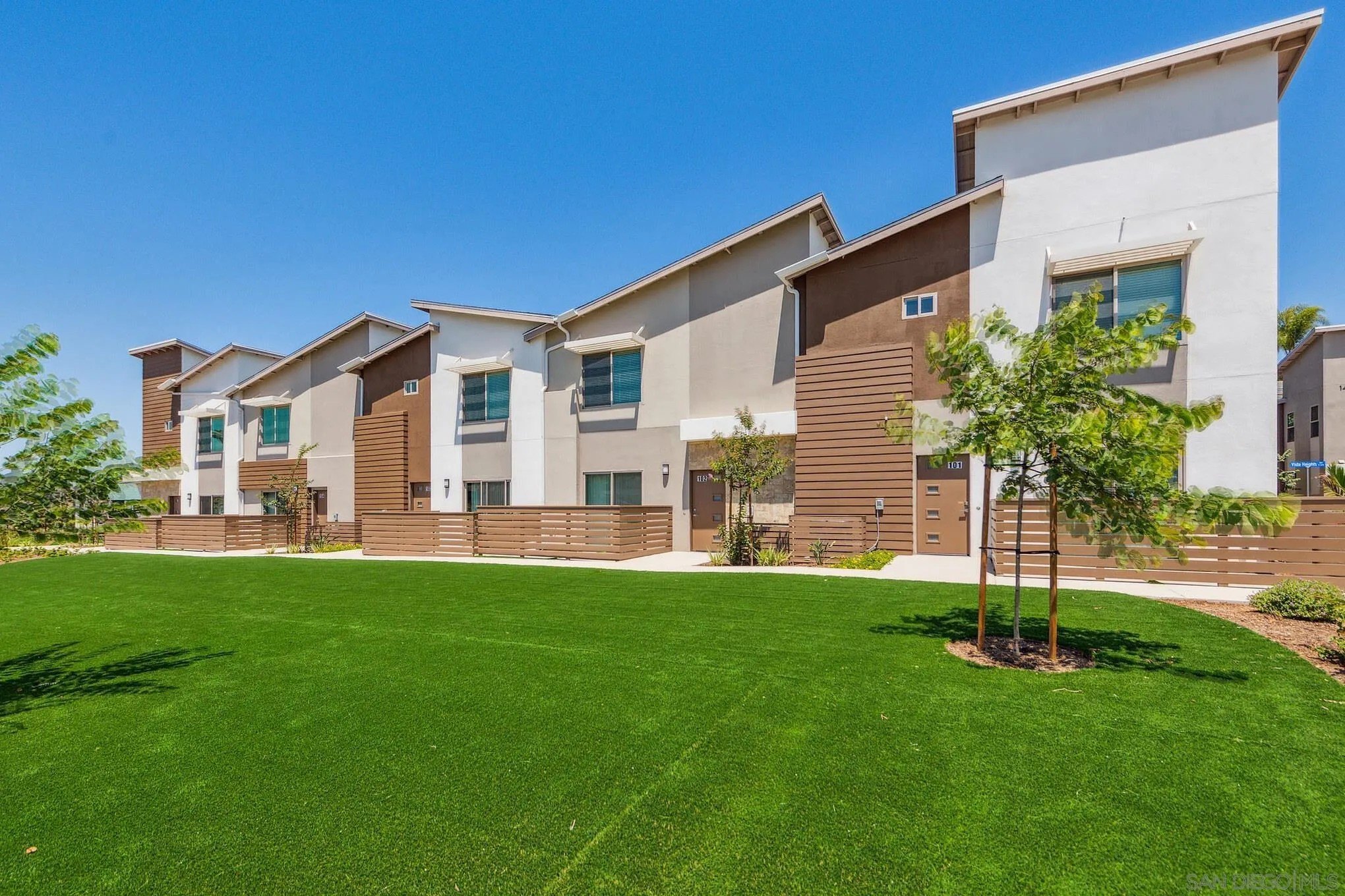 Vista, California, 92084, United States, 90 Bedrooms Bedrooms, ,112 BathroomsBathrooms,Residential,For Sale,1902308