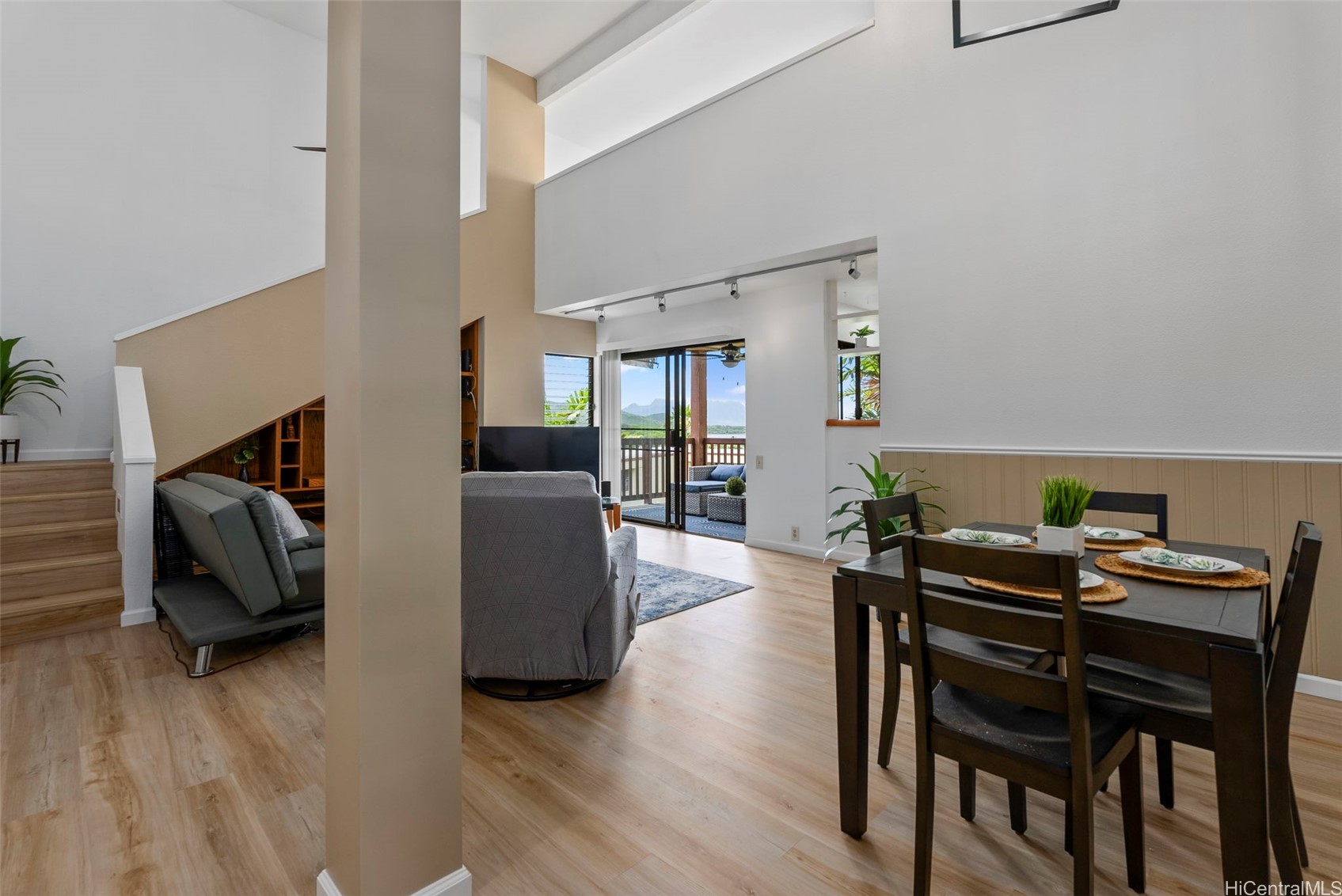 Kaneohe, Hawaii, 96744, United States, 2 Bedrooms Bedrooms, ,2 BathroomsBathrooms,Residential,For Sale,1848106