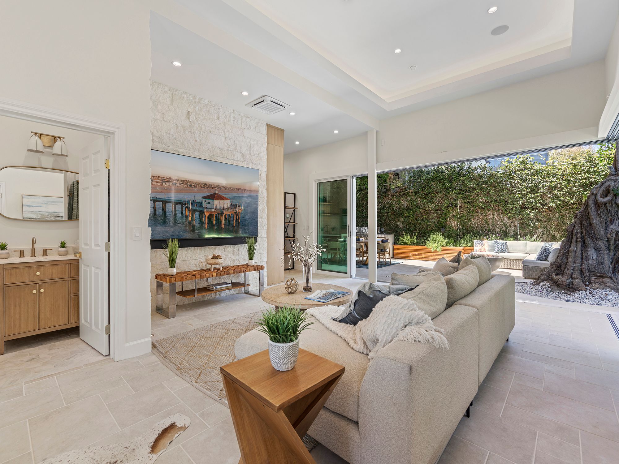  2300 John Street, Manhattan Beach, CA 90266 - 物件實景