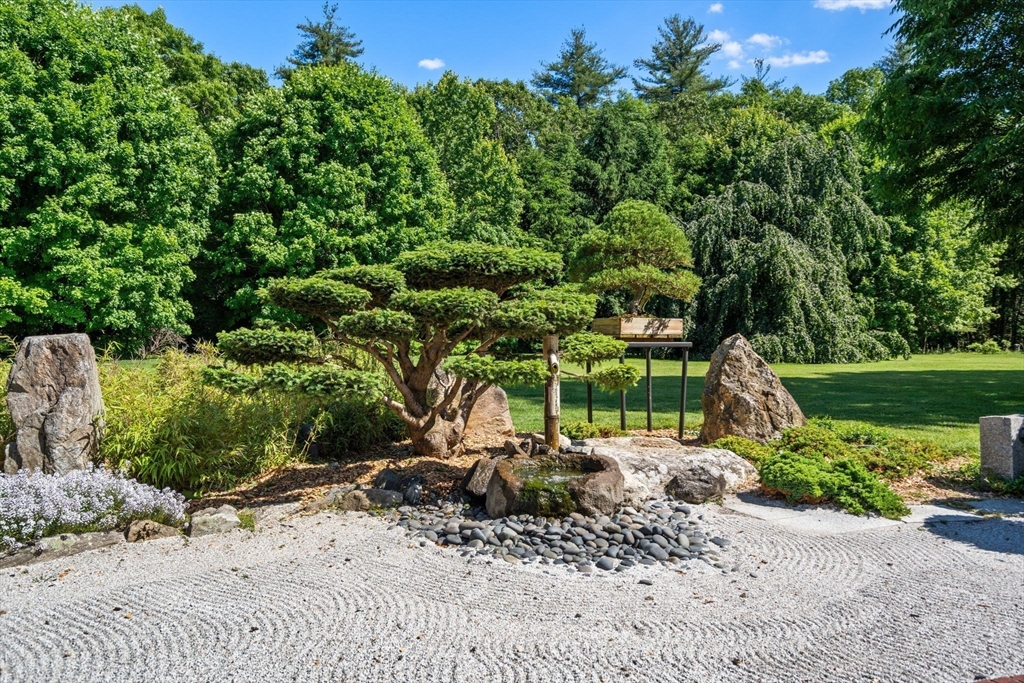 Concord, Massachusetts, 01742, United States, 6 Bedrooms Bedrooms, ,9 BathroomsBathrooms,Residential,For Sale,2000973