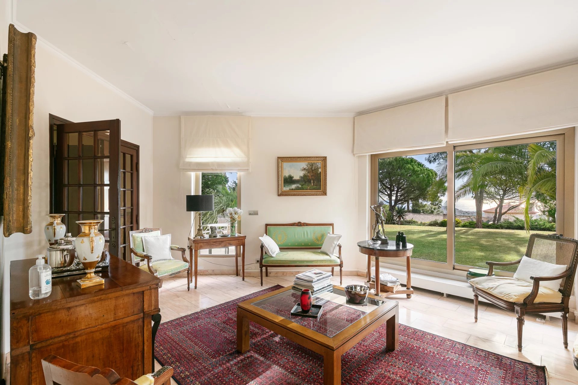 Nice, Provence-Alpes-Côte d’Azur, 06000, FR, 4 Bedrooms Bedrooms, ,4 BathroomsBathrooms,Residential,For Sale,1999651