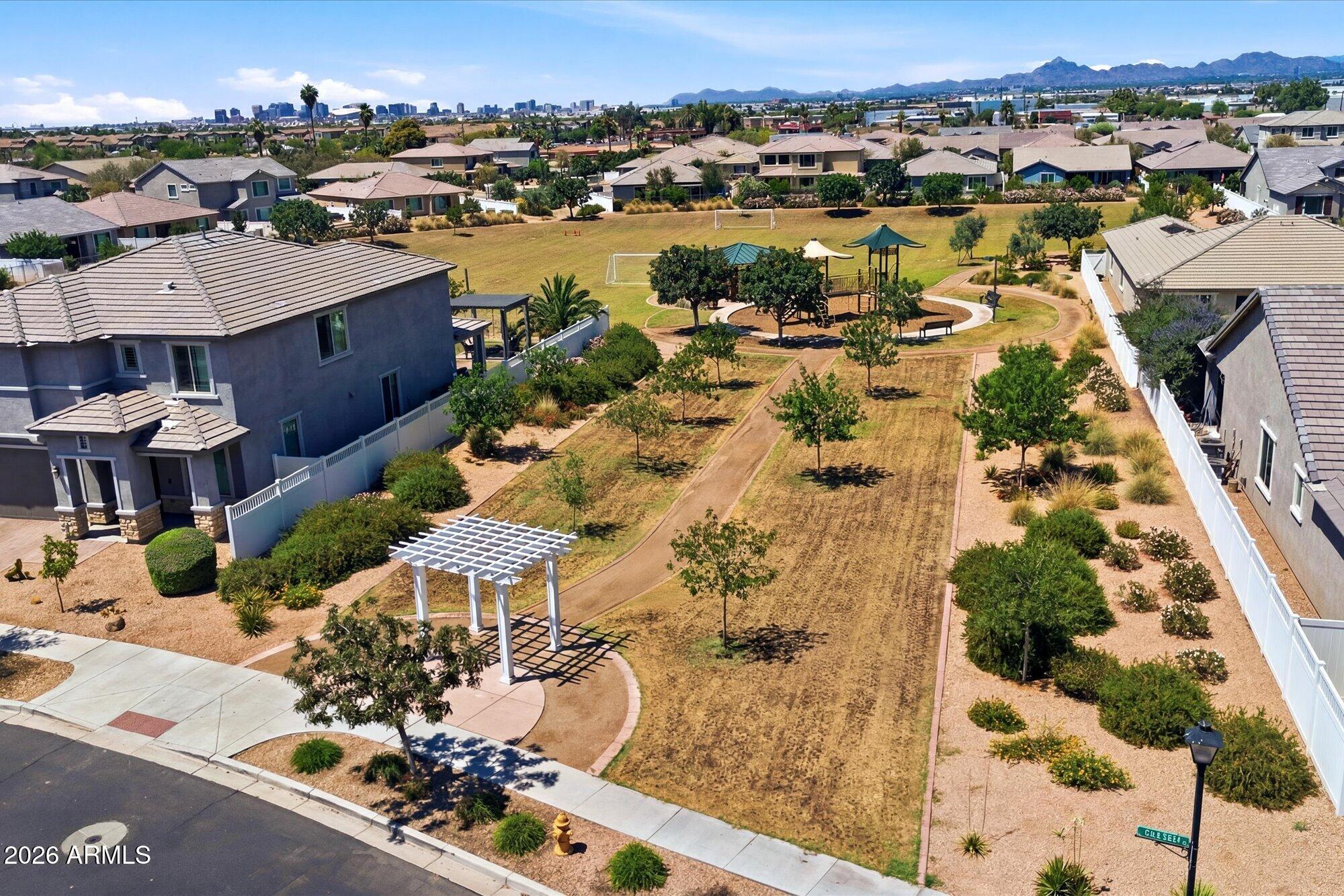  2525 East Pleasant Lane, Phoenix, AZ 85042 - 物件實景