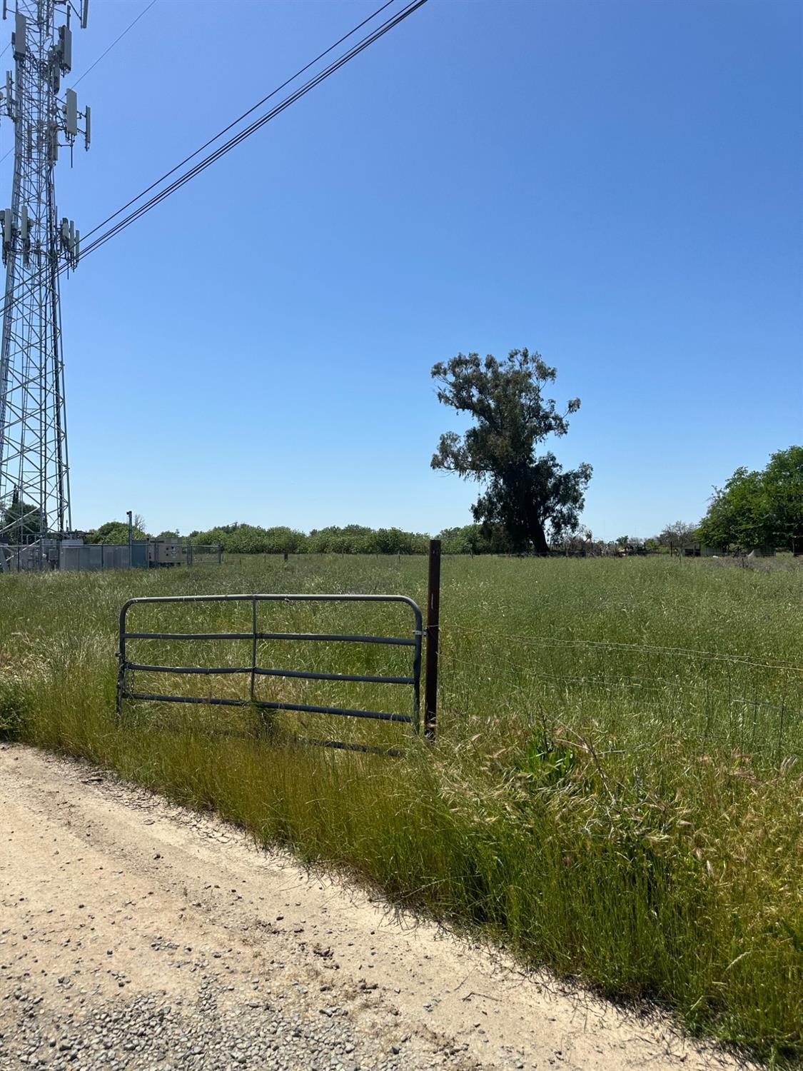 Sacramento, California, 95632, United States, 3 Bedrooms Bedrooms, ,1 BathroomBathrooms,Residential,For Sale,1783096