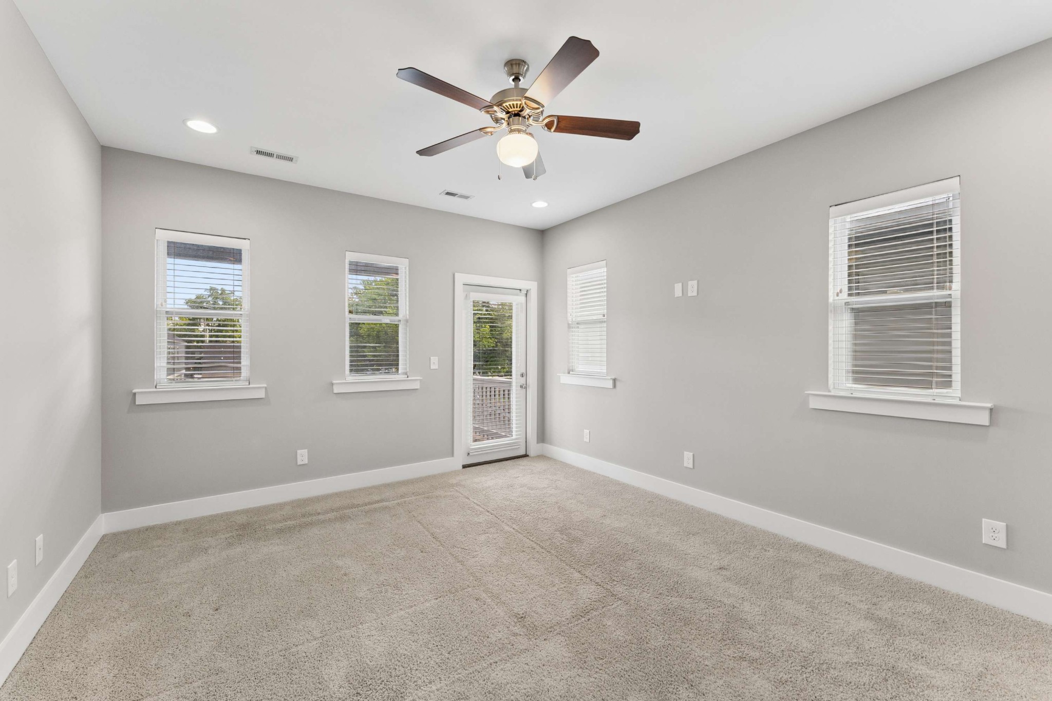  5411 Kentucky Ave, Nashville, TN, 37209 - 物件實景