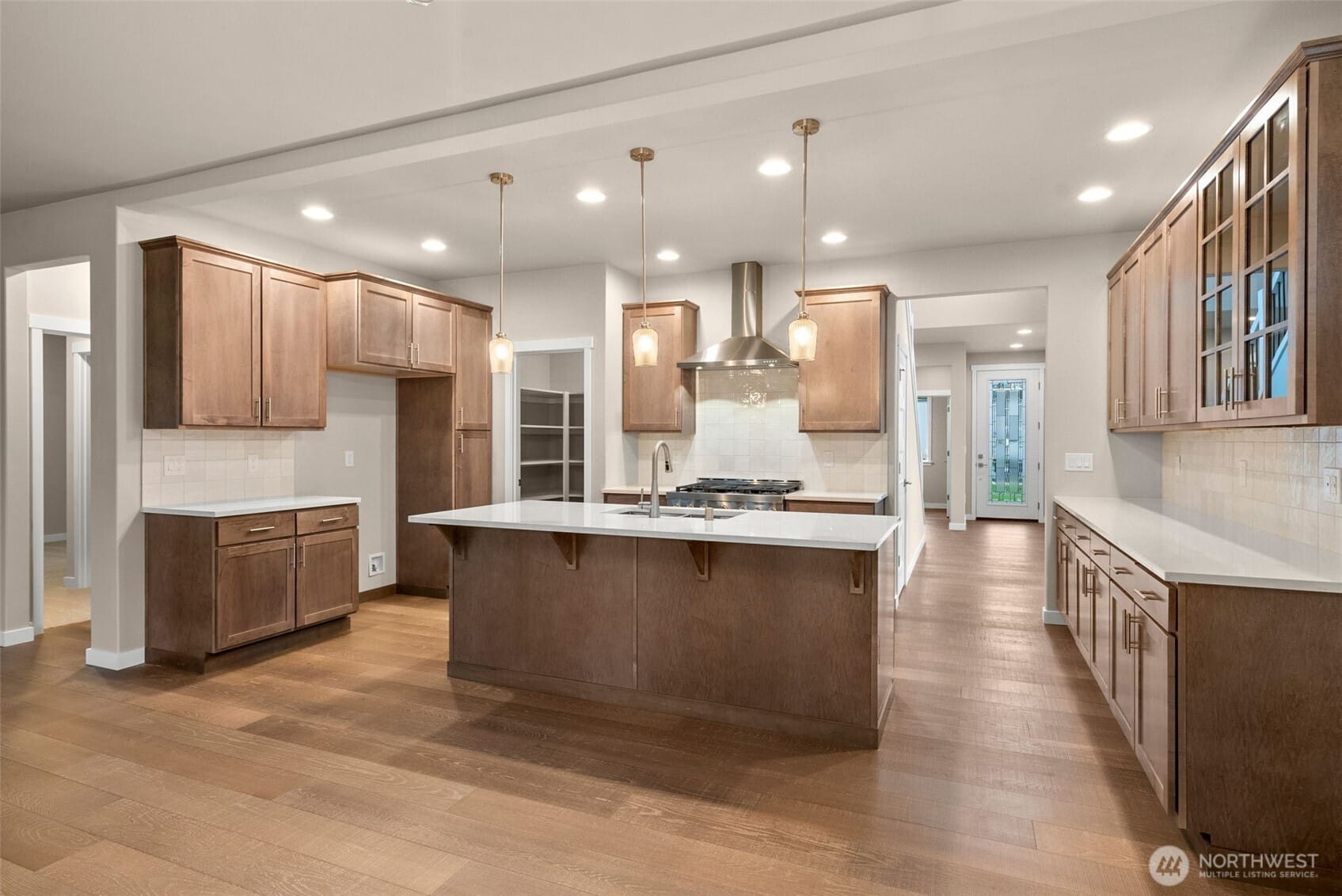 Tumwater, Washington, 98512, United States, 5 Bedrooms Bedrooms, ,4 BathroomsBathrooms,Residential,For Sale,1997115