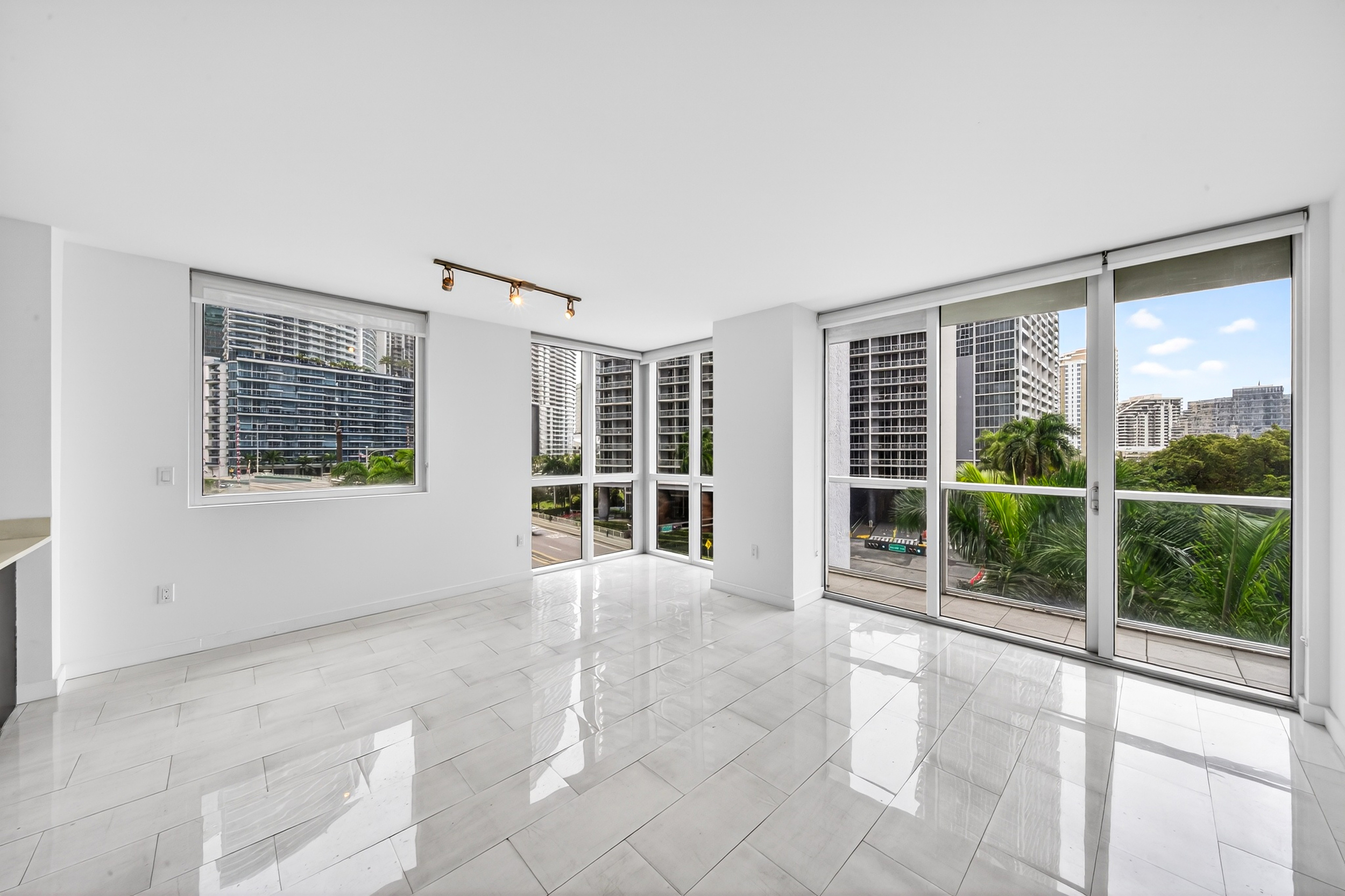  500 Brickell Ave, Miami, FL, 33131 - 物件實景