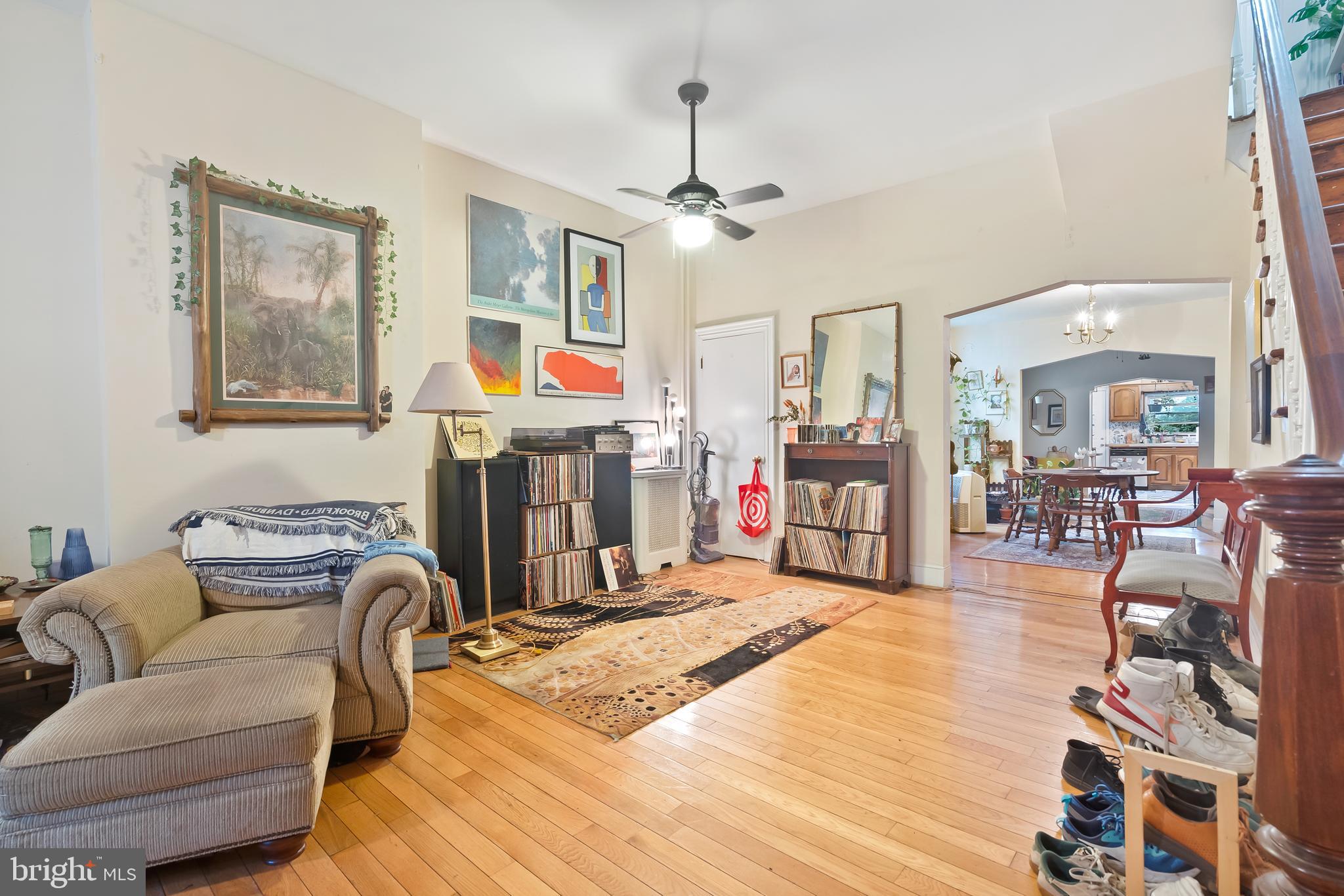 PHILADELPHIA, Pennsylvania, 19147, United States, 4 Bedrooms Bedrooms, ,2 BathroomsBathrooms,Residential,For Sale,1979341