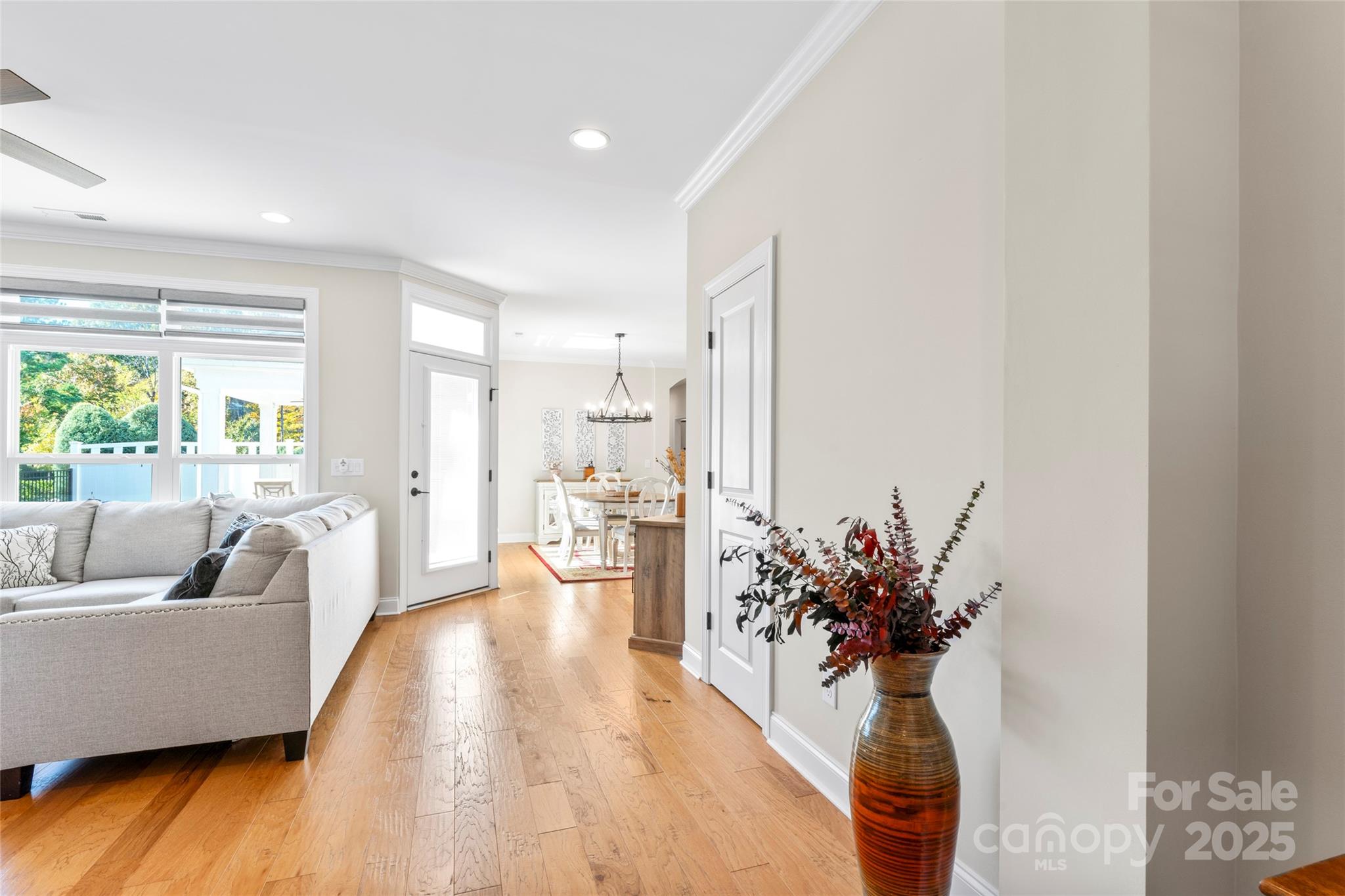 Huntersville, North Carolina, 28078, United States, 3 Bedrooms Bedrooms, ,3 BathroomsBathrooms,Residential,For Sale,1987937