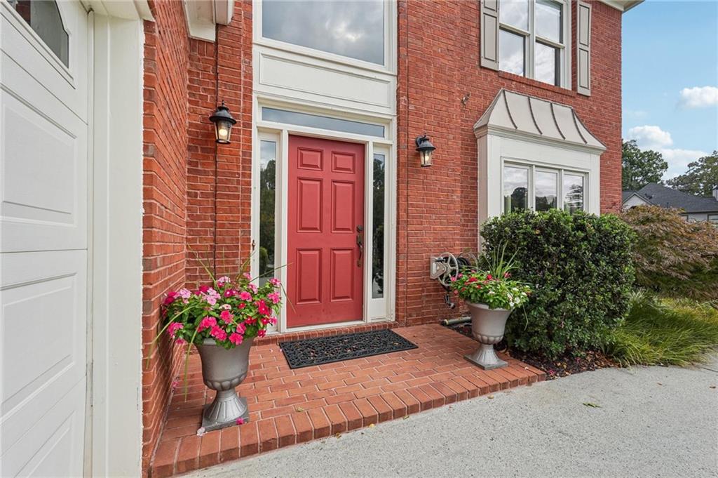 Suwanee, Georgia, 30024, United States, 4 Bedrooms Bedrooms, ,3 BathroomsBathrooms,Residential,For Sale,1974412