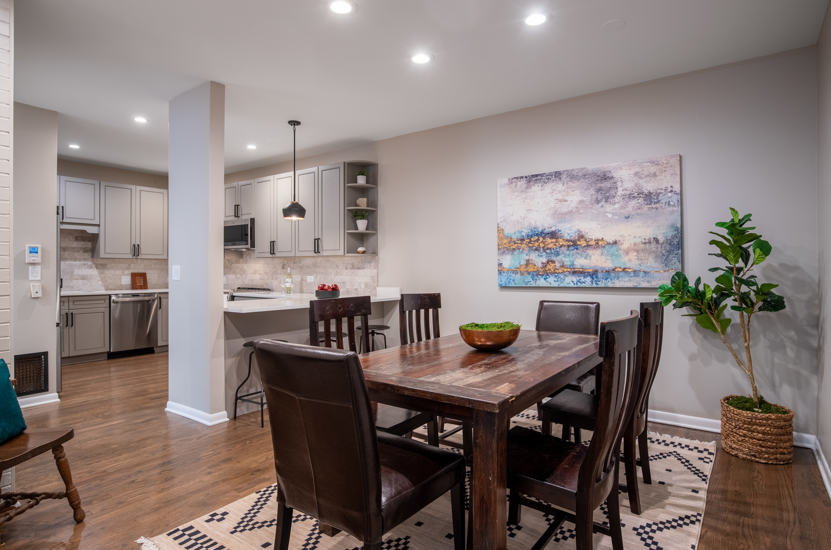 3631 N Pine Grove Avenue Unit C, Chicago, Illinois, 60613, United States, 4 Bedrooms Bedrooms, ,4 BathroomsBathrooms,Residential,For Sale,3631 N Pine Grove Avenue Unit C,1663160