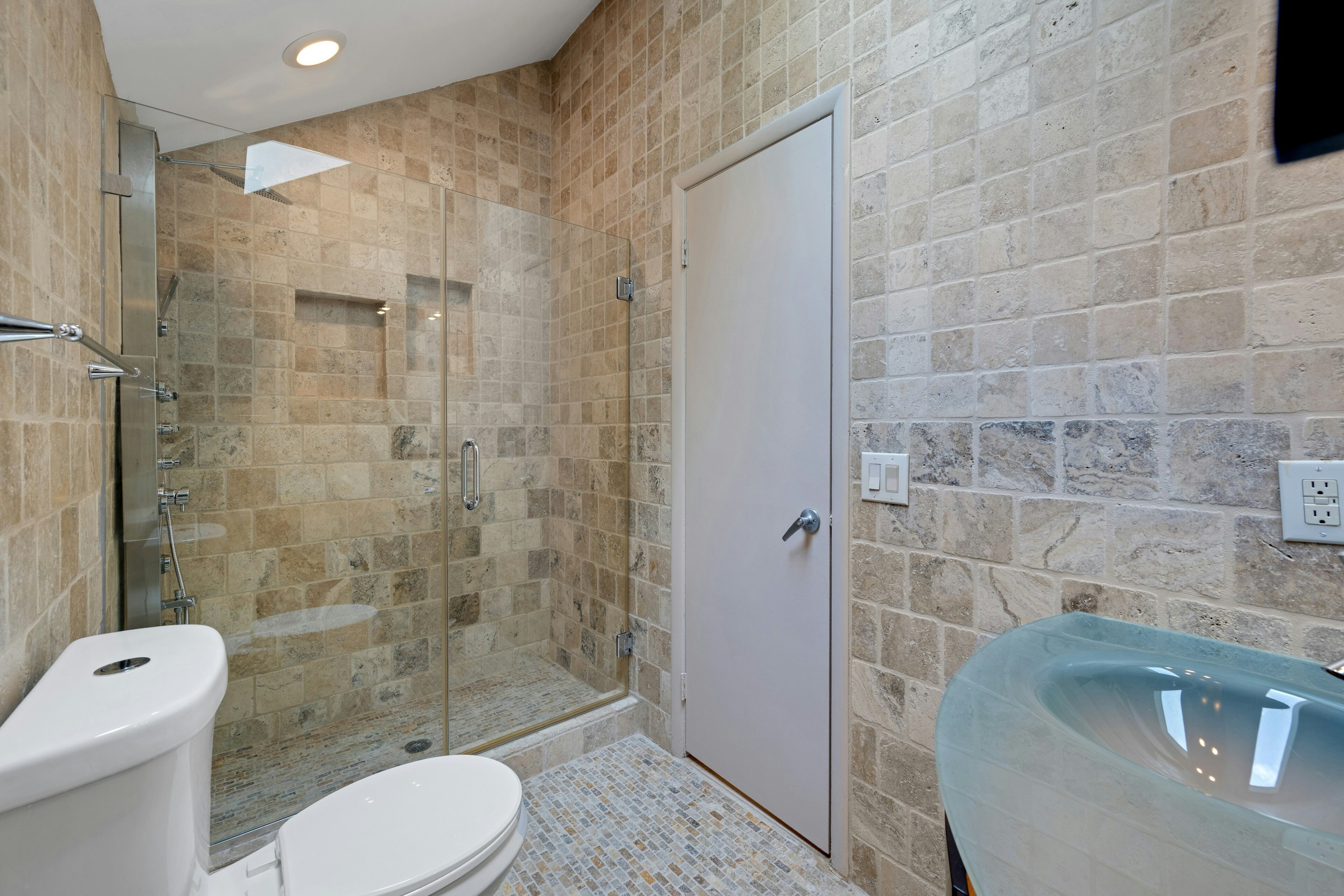  737 Ridge Road, Kinnelon, NJ 07405 - 物件實景