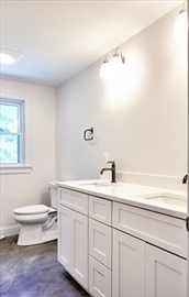 Groton, Massachusetts, 01450, United States, 4 Bedrooms Bedrooms, ,3 BathroomsBathrooms,Residential,For Sale,1900669