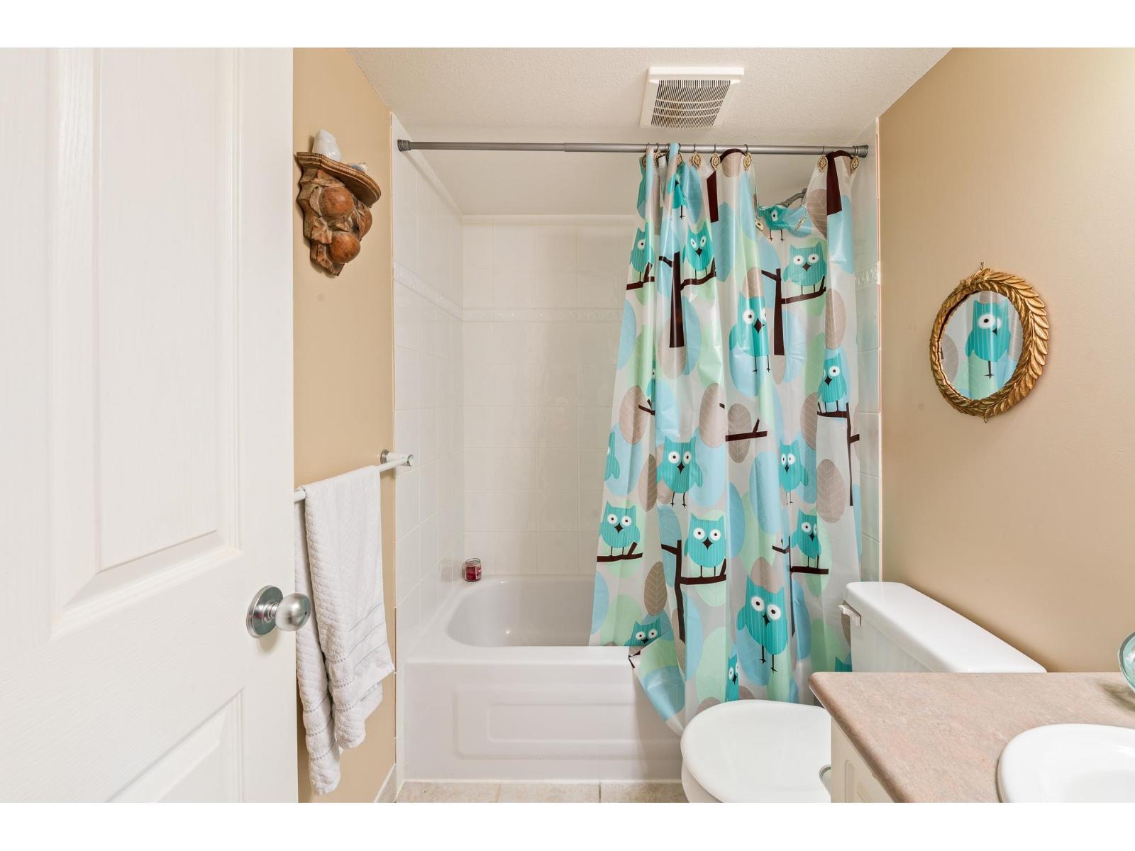 LANGLEY, British Columbia, V3V 6A0, CA, 4 Bedrooms Bedrooms, ,4 BathroomsBathrooms,Residential,For Sale,1950645