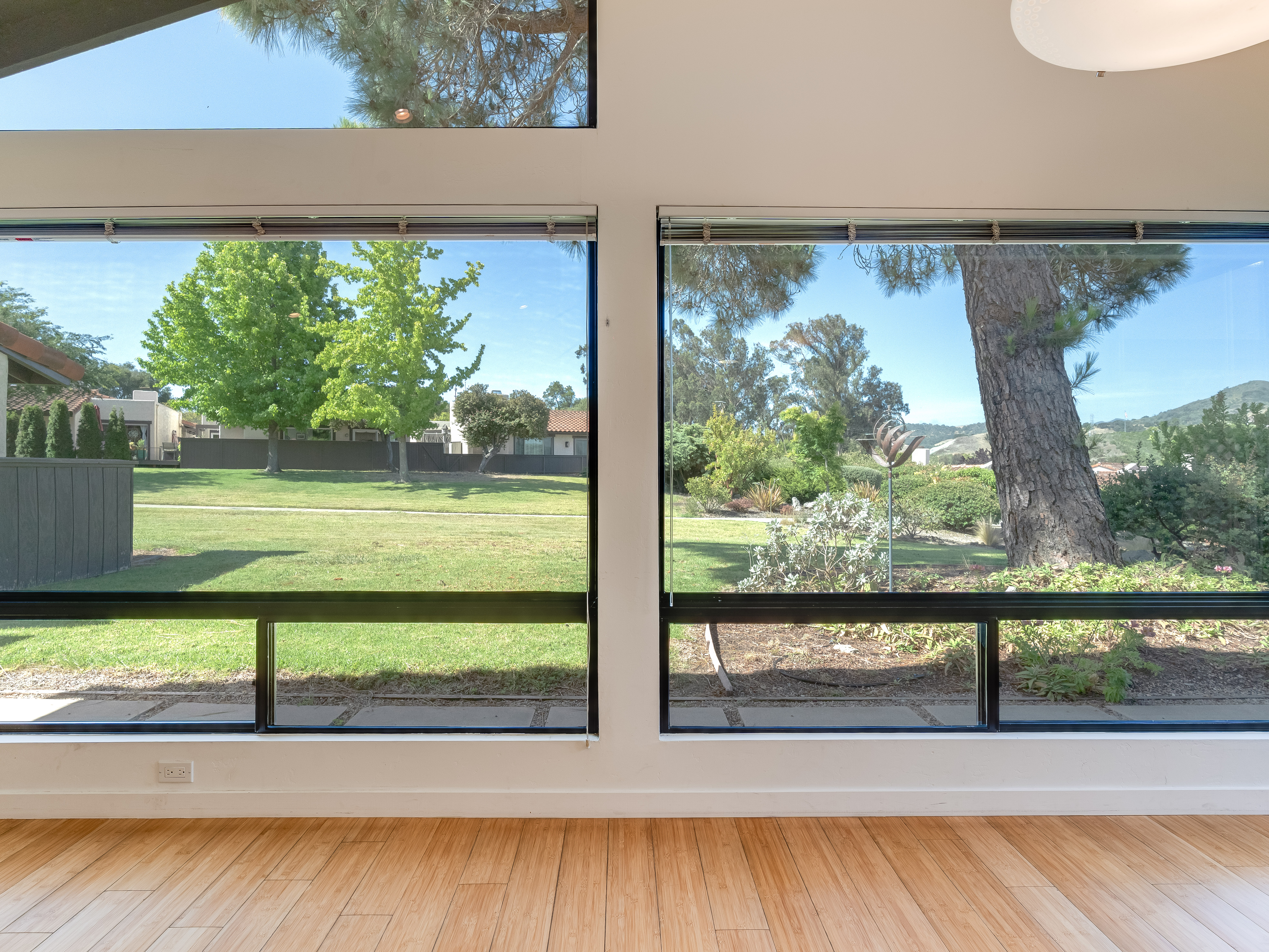  Single-Level Los Verdes Park Home with Hillside Views - 物件實景