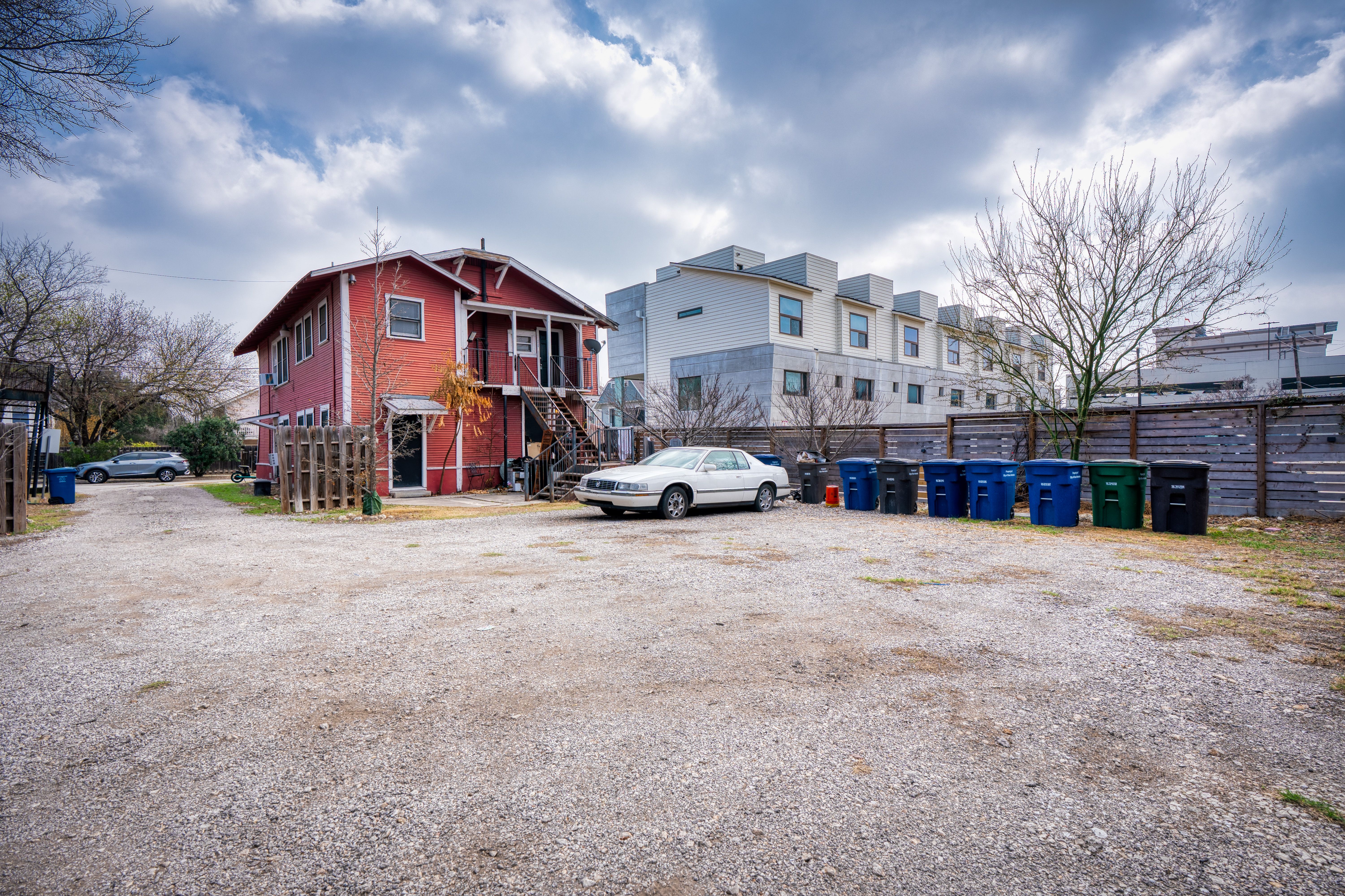  Rare Tobin Hill 8-Plex Investment Opportunity - 物件實景