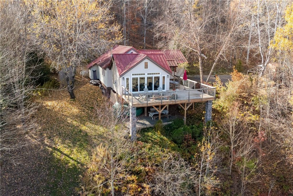 South Kortright, New York, 13842, United States, 3 Bedrooms Bedrooms, ,2 BathroomsBathrooms,Residential,For Sale,1986563