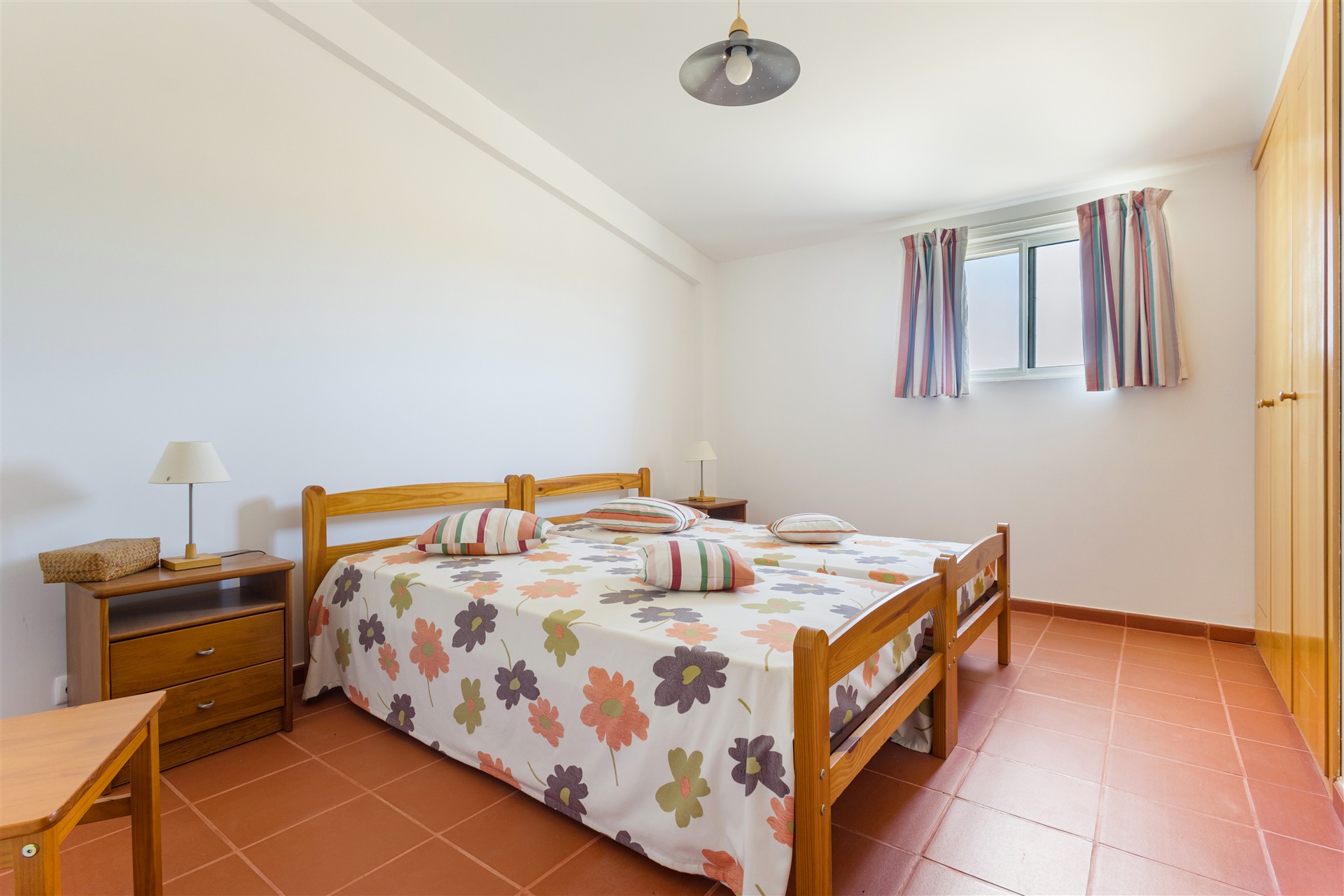  Detached house, 7 bedrooms, for Sale - 物件實景