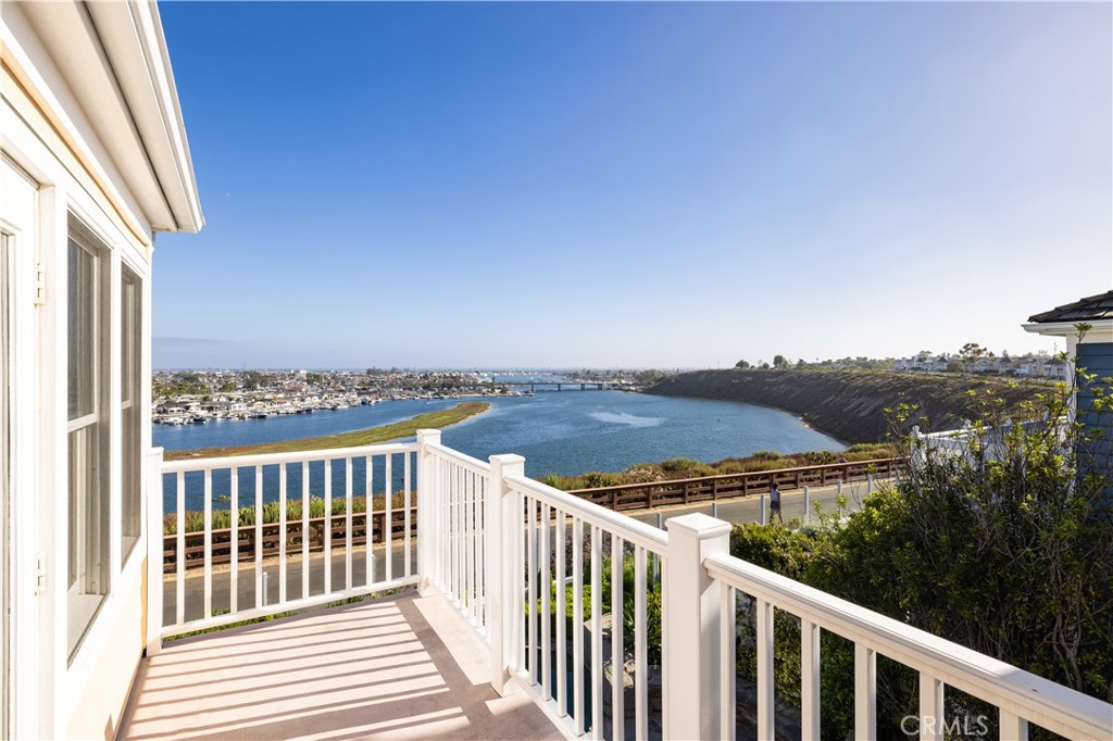 Newport Beach, California, 92660, United States, 3 Bedrooms Bedrooms, ,3 BathroomsBathrooms,Residential,For Sale,1867238