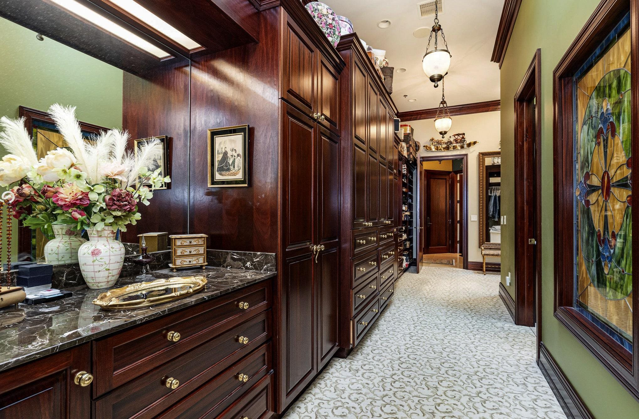 Bay City, Michigan, 48707, United States, 4 Bedrooms Bedrooms, ,5 BathroomsBathrooms,Residential,For Sale,2005481