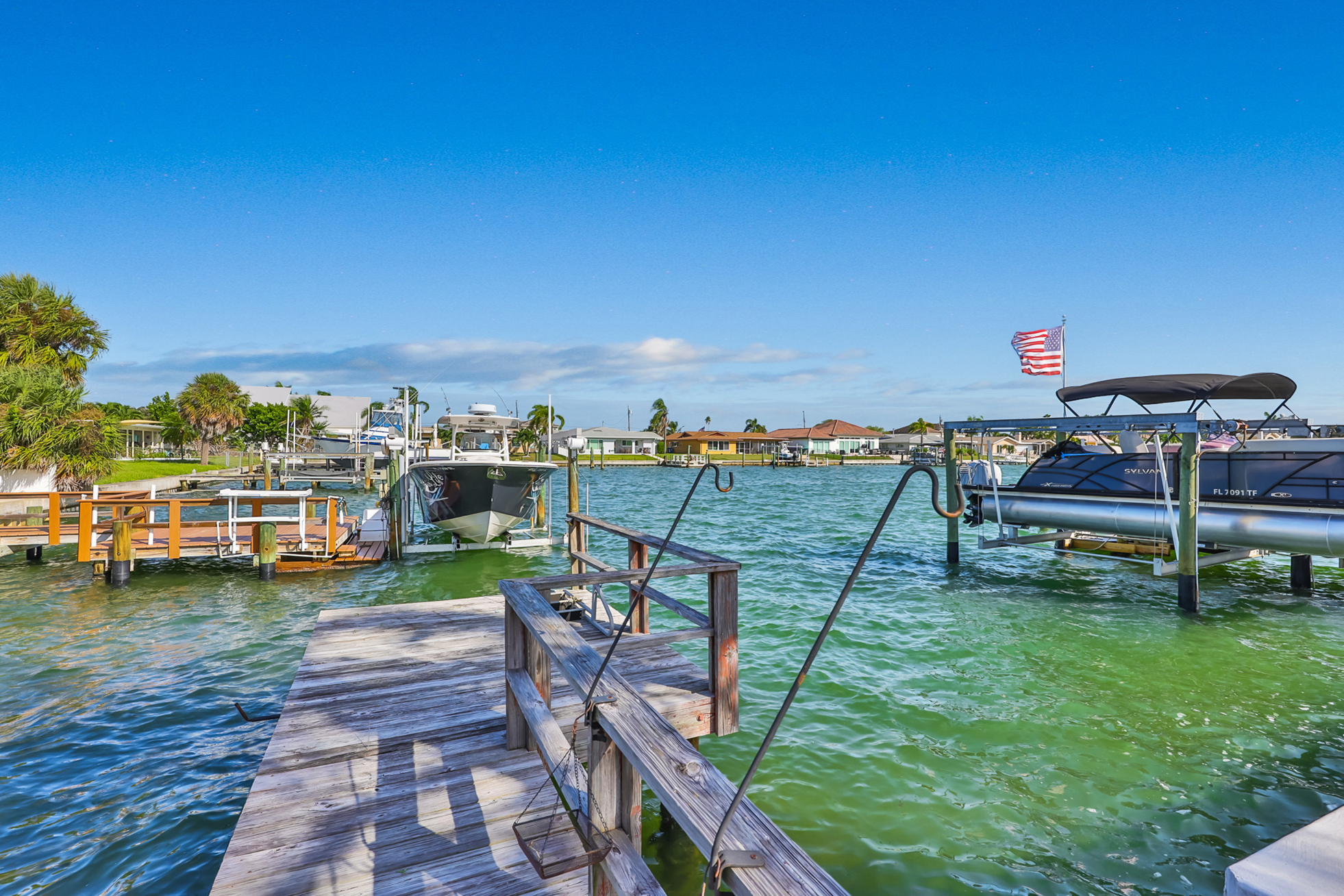 Treasure Island, Florida, 33706, United States, 3 Bedrooms Bedrooms, ,2 BathroomsBathrooms,Residential,For Sale,1982782