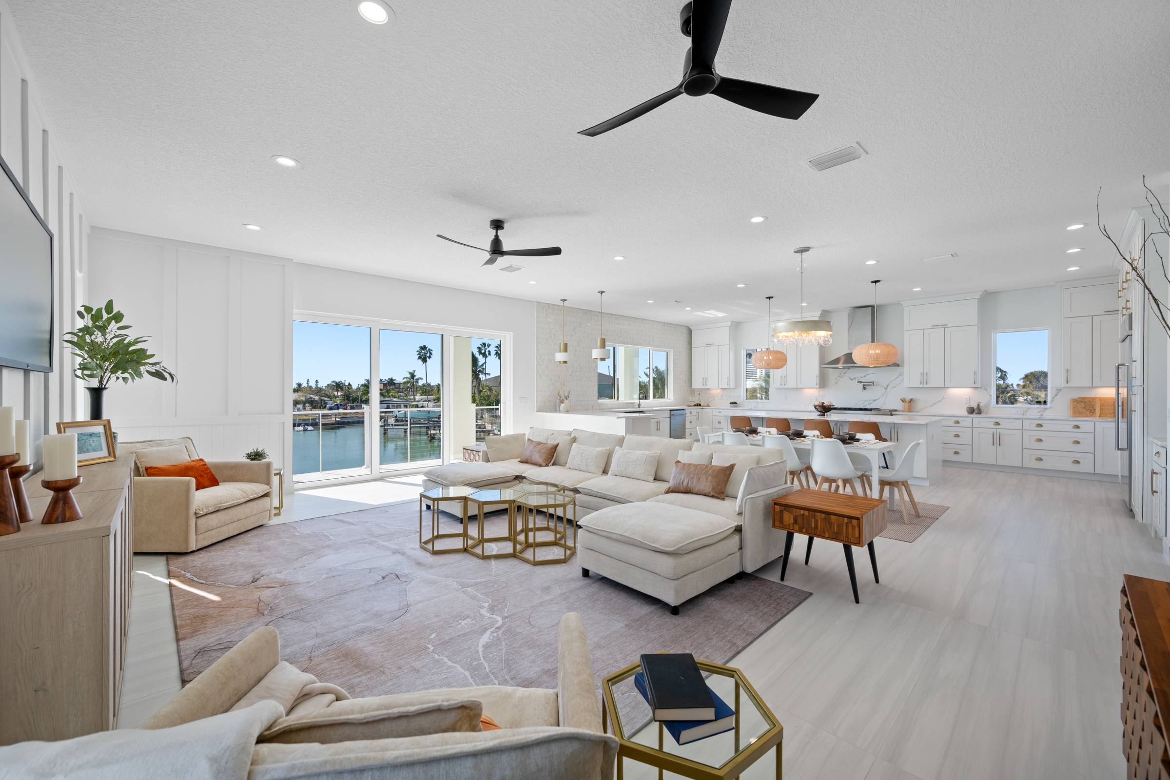 Treasure Island, Florida, 33706, United States, 6 Bedrooms Bedrooms, ,6 BathroomsBathrooms,Residential,For Sale,2032773