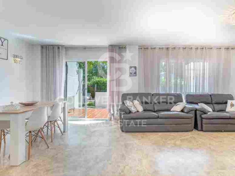 Marbella, Andalusia, ES, 3 Bedrooms Bedrooms, ,3 BathroomsBathrooms,Residential,For Sale,1767778