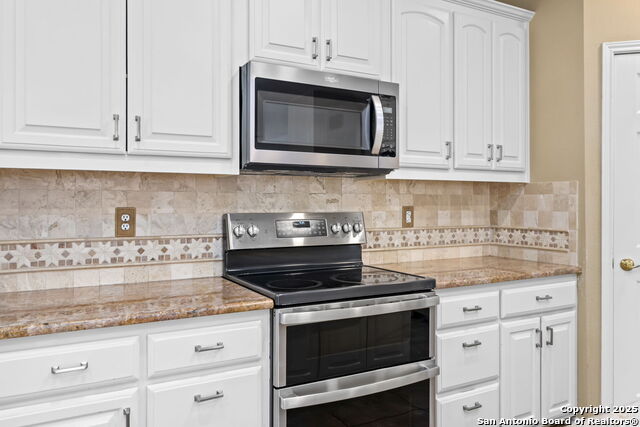 San Antonio, Texas, 78248, United States, 5 Bedrooms Bedrooms, ,4 BathroomsBathrooms,Residential,For Sale,1868454