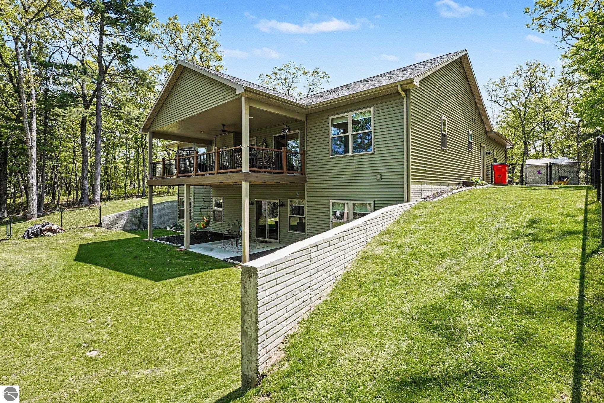 National City, Michigan, 48748, United States, 3 Bedrooms Bedrooms, ,3 BathroomsBathrooms,Residential,For Sale,2048430