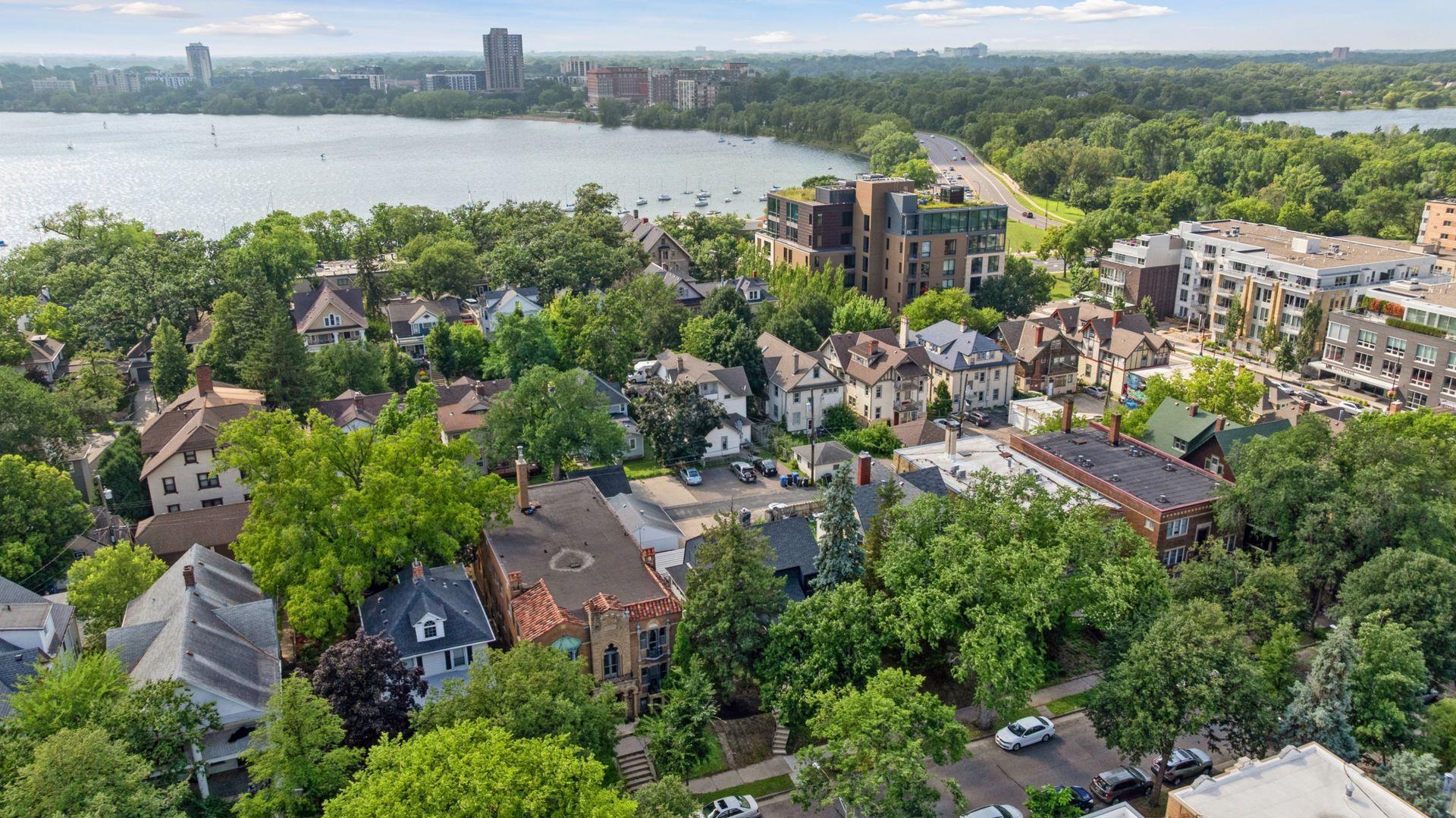 Minneapolis, Minnesota, 55408, United States, 4 Bedrooms Bedrooms, ,3 BathroomsBathrooms,Residential,For Sale,1938866