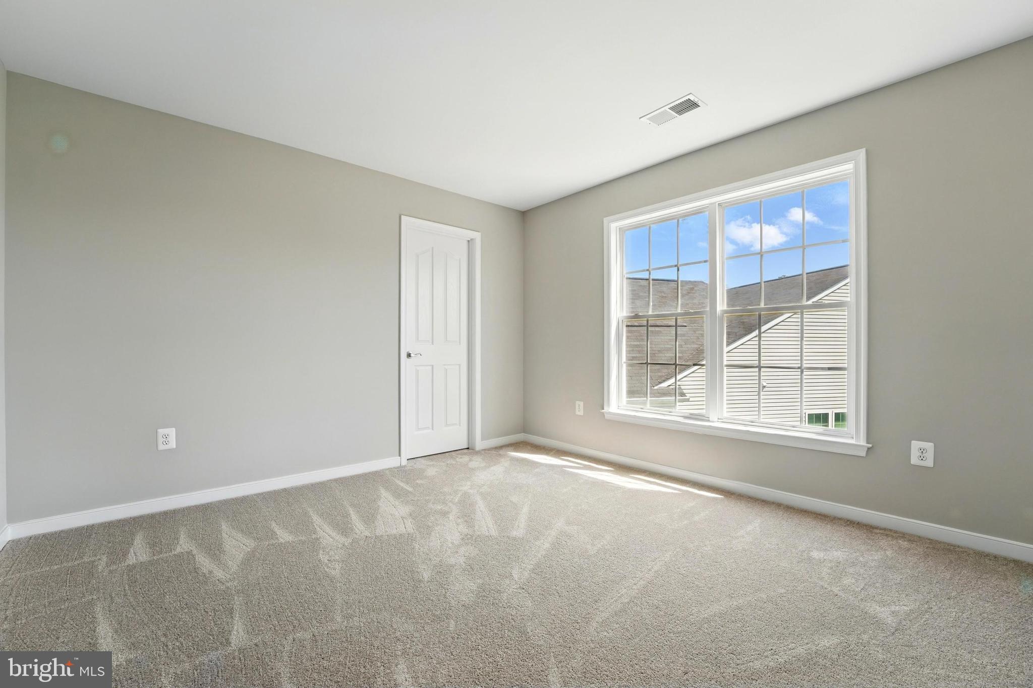 Culpeper, Virginia, 22701, United States, 5 Bedrooms Bedrooms, ,5 BathroomsBathrooms,Residential,For Sale,1841439
