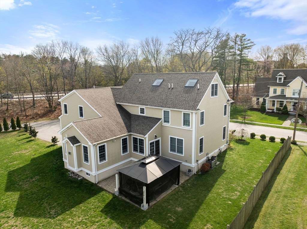 Needham, Massachusetts, 02492, United States, 5 Bedrooms Bedrooms, ,5 BathroomsBathrooms,Residential,For Sale,1850362