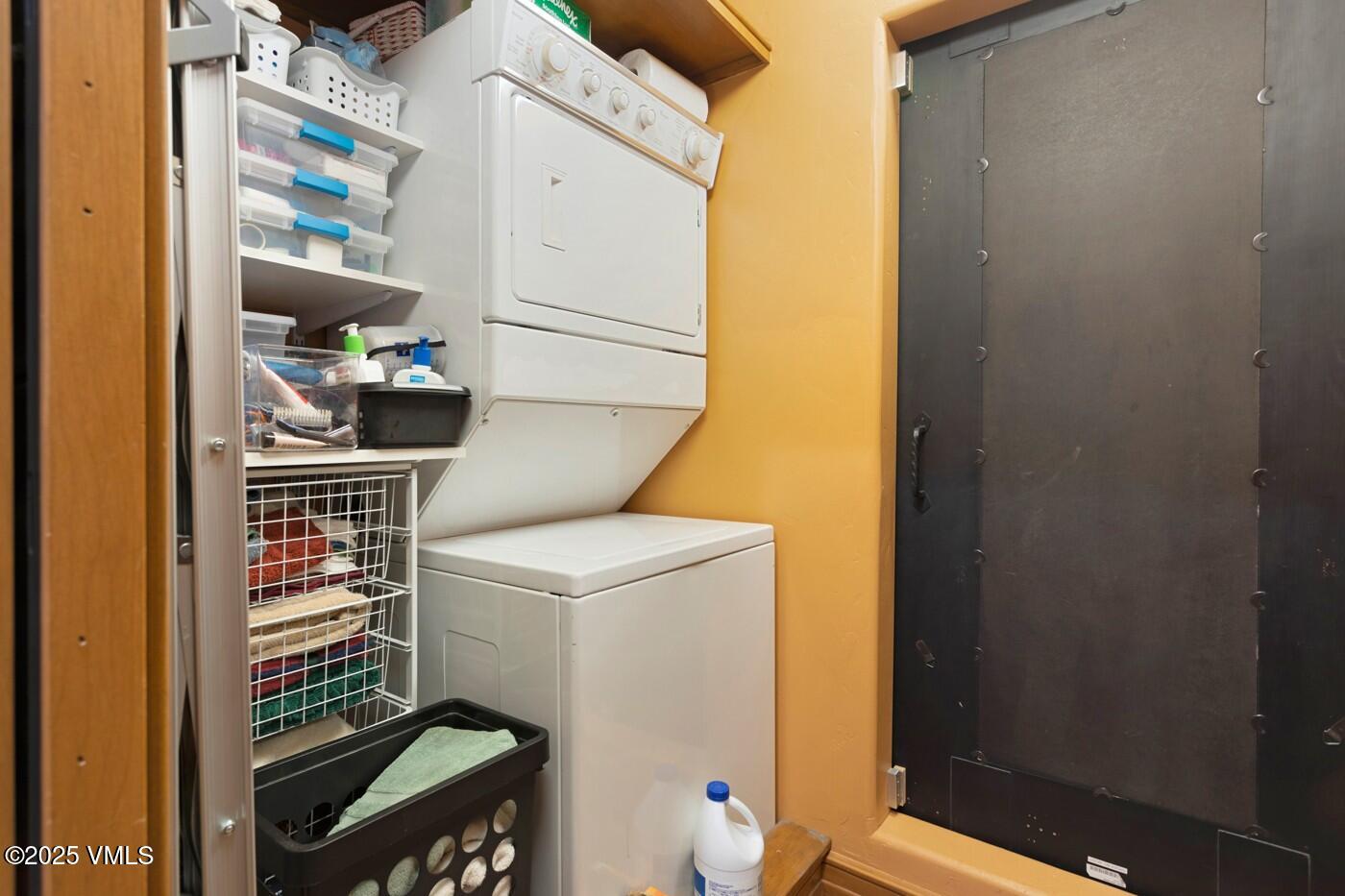 Eagle, Colorado, 81631, United States, 1 Bedroom Bedrooms, ,3 BathroomsBathrooms,Residential,For Sale,2000340