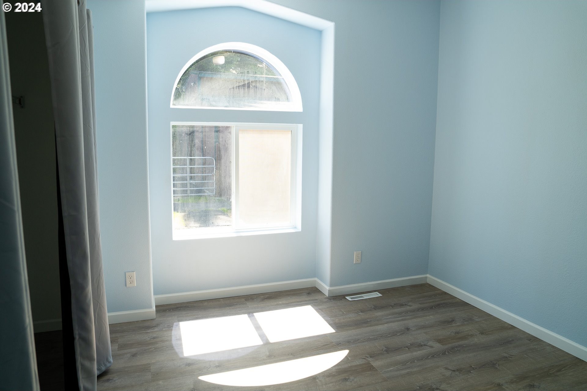 Gold Beach, Oregon, 97444, United States, 3 Bedrooms Bedrooms, ,3 BathroomsBathrooms,Residential,For Sale,1975085