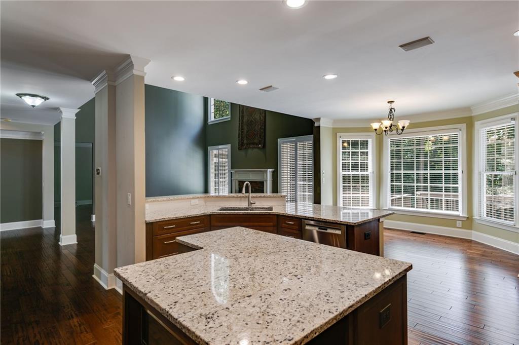 Atlanta, Georgia, 30350, United States, 6 Bedrooms Bedrooms, ,5 BathroomsBathrooms,Residential,For Sale,1900551