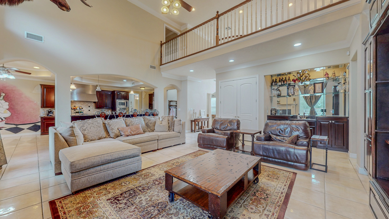 Orange, Texas, 77630, United States, 3 Bedrooms Bedrooms, ,5 BathroomsBathrooms,Residential,For Sale,1901539