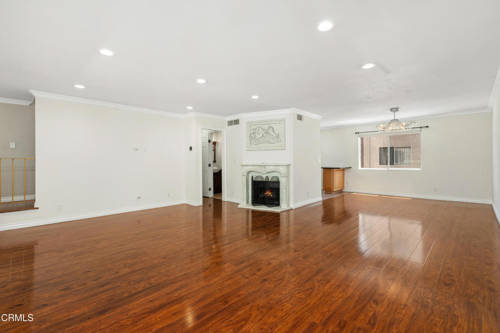 Burbank, California, 91504, United States, 4 Bedrooms Bedrooms, ,3 BathroomsBathrooms,Residential,For Sale,1896667