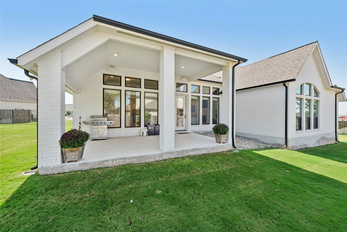 Georgetown, Texas, 78628, United States, 4 Bedrooms Bedrooms, ,4 BathroomsBathrooms,Residential,For Sale,1967057