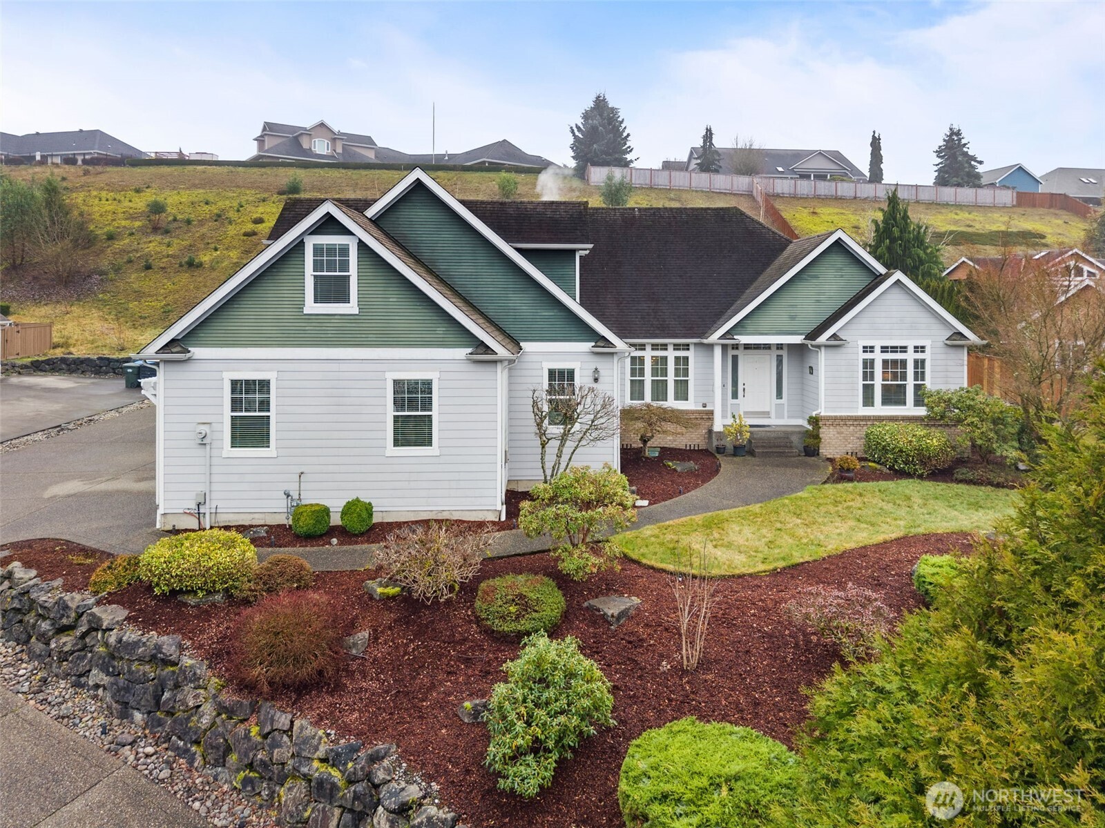 Olympia, Washington, 98513, United States, 3 Bedrooms Bedrooms, ,3 BathroomsBathrooms,Residential,For Sale,2012121