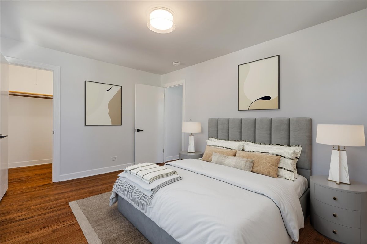 Lincolnwood, Illinois, 60712, United States, 3 Bedrooms Bedrooms, ,2 BathroomsBathrooms,Residential,For Sale,1900722