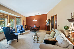 Yakima, Washington, 98903, United States, 3 Bedrooms Bedrooms, ,3 BathroomsBathrooms,Residential,For Sale,1846825