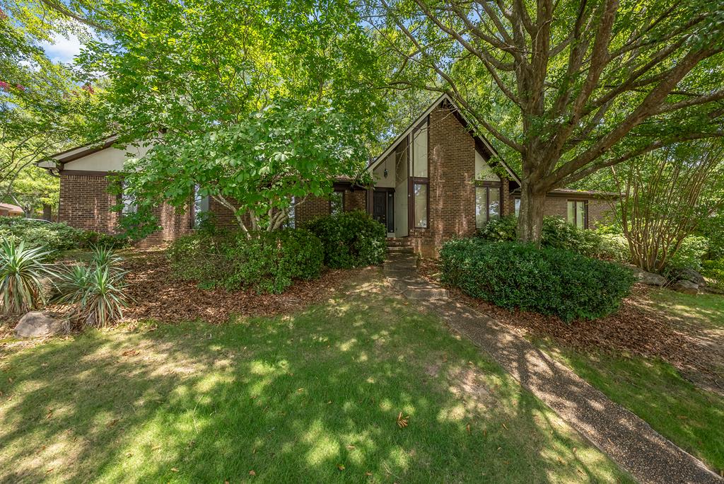 Springlake Dr, Columbus, GA 31909